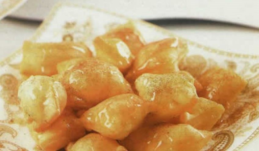آموزش تهیه بالشتک های عسلی یک عصرانه خوشمزه به همراه چای تازه دم
