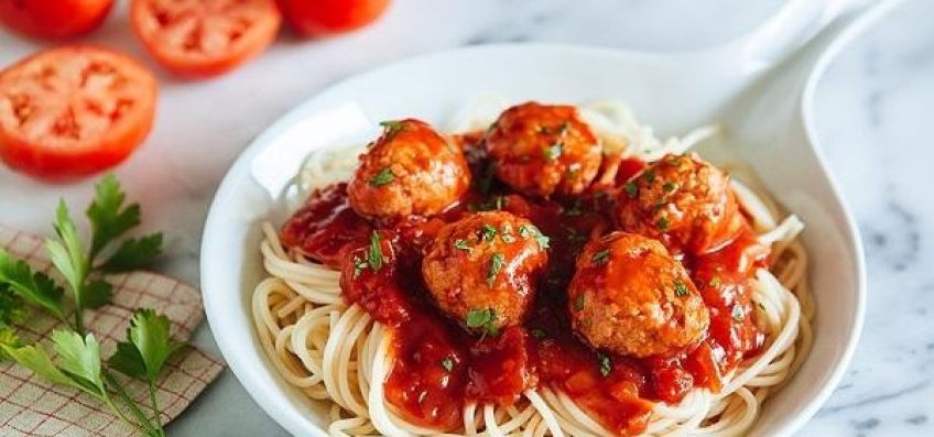 دستور پخت آسان خوراک کوفته ریزه با پاستا غذایی ایتالیایی