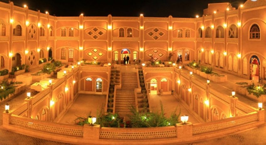 هتل کهن کاشانه یزد