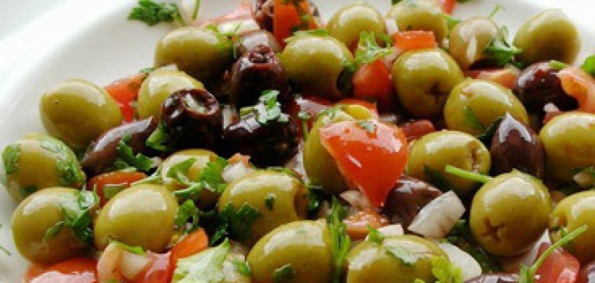 روش درست کردن سالاد زیتون سالادی متفاوت و عالی