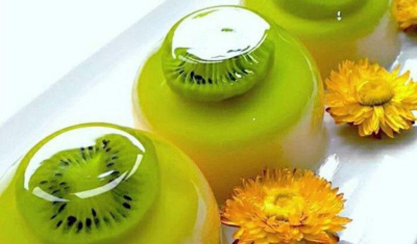 طرز تهیه ژله ویترینی کیوی دسر مجلسی خوشمزه