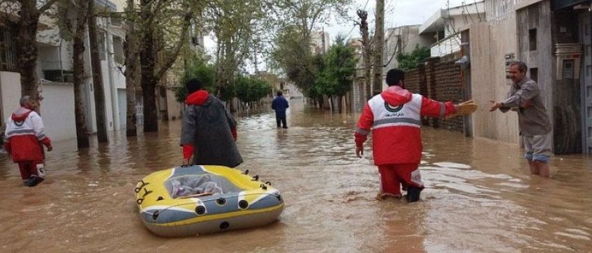 مکالمه و پیامک ایرانسل و همراه اول در مناطق سیل زده رایگان شد