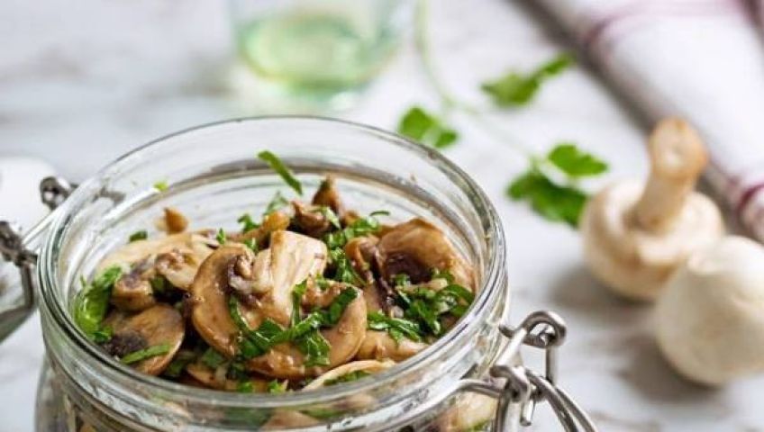 روش درست کردن ترشی قارچ