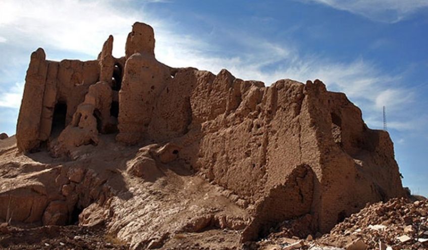 قلعه کوه کرمان از آثار دوران ساسانی