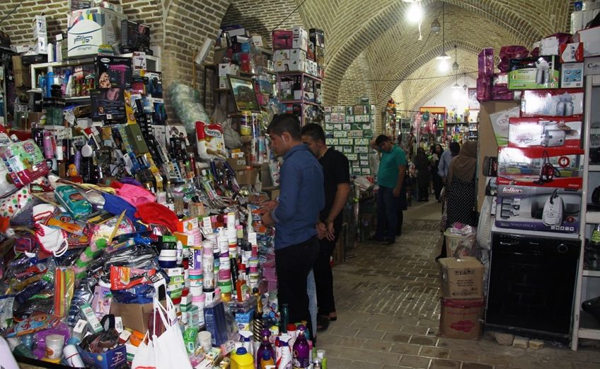 کاروانسرای شاه عباسی قصرشیرین بازارچه کالاهای وارداتی کرمانشاه
