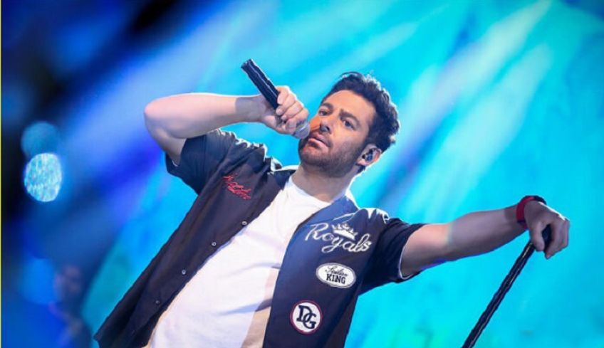 واکنش محمود شهریاری به زندگی لاکچری رضا گلزار مجری برنده باش