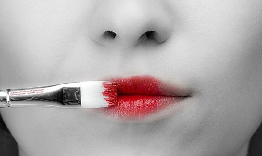 حکم آرایش زنان برای غسل و وضو