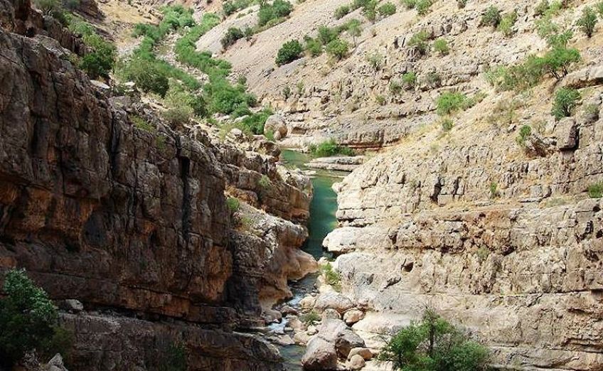 تنگ زندان تنها نقطه بکر استان چهار محال و بختیاری