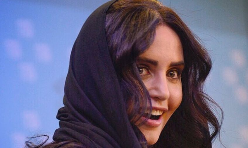 عکسی از دوران کودکی الناز شاکردوست بازیگر شبی که ماه کامل شد