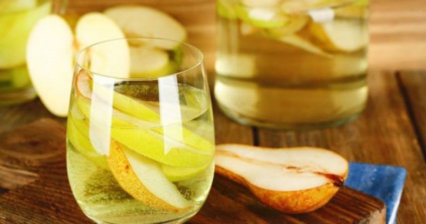 روش تهیه نوشیدنی گلابی و مریم گلی نوشیدنی خنک تابستانی