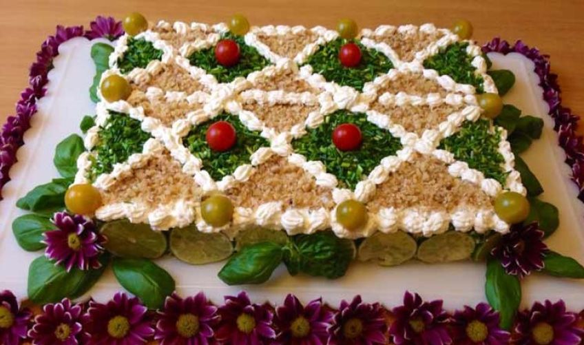 دستور پخت کیک مرغ مجلسی و خوشمزه