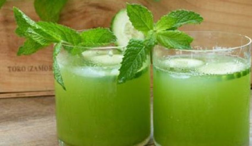 روش تهیه نوشیدنی تابستانه شربت سکنجبین و خیار