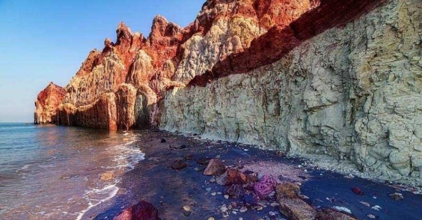 جزیره هرمز از جذاب ترین مکان های دیدنی جنوب ایران