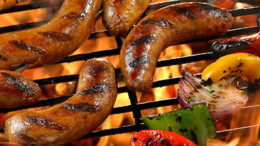 دستور تهیه سوسیس کبابی خوشمزه به ۲ روش متفاوت