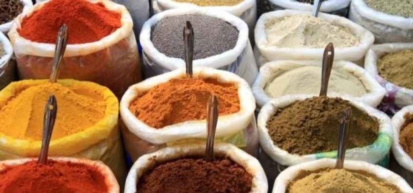 آموزش تهیه ادویه مخصوص ماکارونی