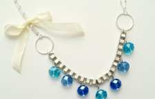 آموزش ساخت گردنبند با مهره های فلزی و شیشه ای کریستالی رنگی