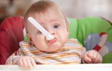 تغذیه کودکان از سنین 1 الی2 سال باید چگونه باشد؟