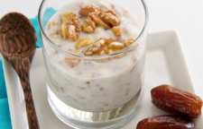 طرز تهیه دسر ماست و خرما