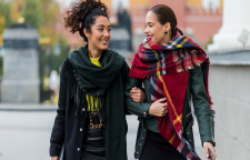 انتخاب شال و روسری متناسب با تن رنگی  پوست