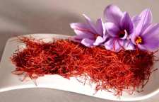 زعفران محبوب ترین سوغات خراسان رضوی
