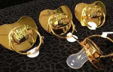 پستانک کودک باید چگونه باشد؟