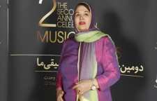 سیمین غانم برای بانوان می خواند