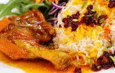 دستور طبخ زرشک پلو با مرغ مجلسی