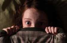 تنبیه عجیب دو نوجوان مالزیایی توسط ساکنان روستا