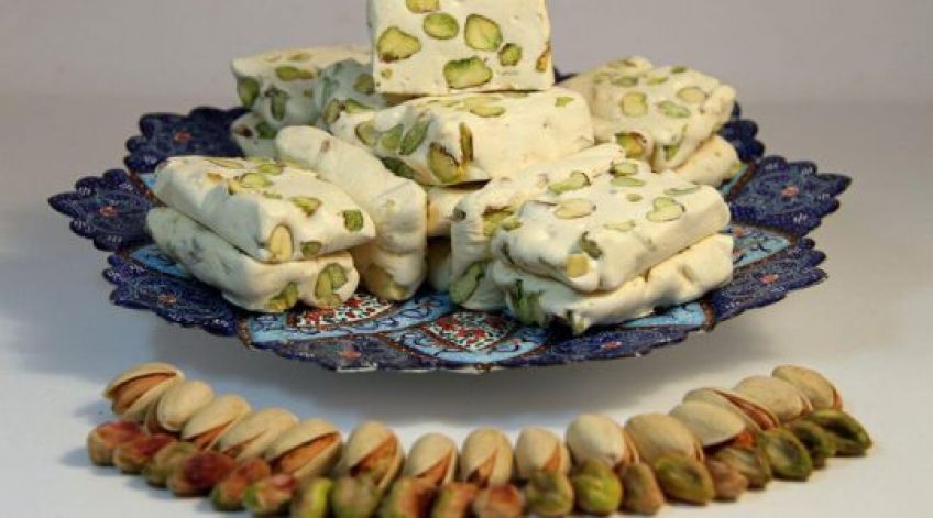 گز خوشمزه ترین سوغات اصفهان