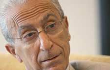 ابر جراح مغز و اعصاب ایران پروفسور دکتر مجید سمیعی