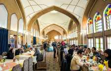 پیدا کردن یک رستوران بین راهی مناسب