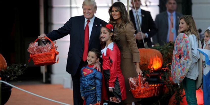دونالد ترامپ و همسرش در جشن هالووین 2018 شرکت کردند
