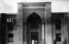 دارالفنون اولین مدرسه در ایران به ابتکار امیرکبیر زمان ناصر الدین شاه