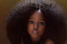 دختر بچه ی سیاه پوست نیجریه ای زیباترین کودک دنیا لقب گرفت