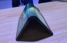 نخستین گوشی هوشمند قابل انعطاف شرکت Royale