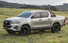 مشخصات تویوتا هایلوکس 2018