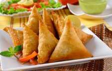 آموزش تهیه سمبوسه ی نودل رژیمی با سس مخصوص