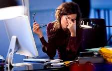 روش هایی برای کاهش خستگی چشم موقع کار با کامپیوتر