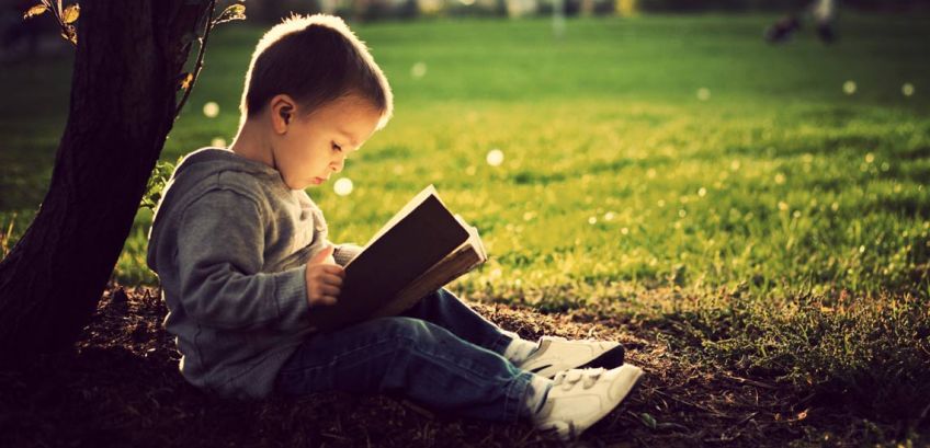 روش هایی برای تشویق کودک به کتاب خواندن