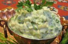 طرز تهیه سالاد تربچه و پنیر روسی