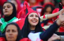 تصاویر جالبی از حضور زنان در استادیوم آزادی