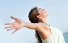 روش های درمان تیرگی زیر بغل