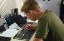 مشکل تراشه T2 اپل در آی مک پرو و مک بوک پرو 2018