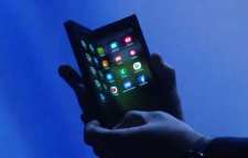 قیمت گوشی تاشدنی سامسونگ بیشتر از آیفون ۱۰ اس مکس اپل