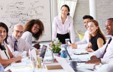 تاثیر همدلی مدیران بر افزایش رضایت شغلی کارمندان