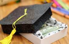 کادو و هدیه مناسب برای جشن فارغ التحصیلی کدام است