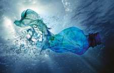 کشف آنزیمی که زباله های پلاستیکی را می خورد