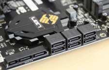 مادربورد Z170 گیگابایت از پورتهای USB با نسخه ۳.۱ بهره می برد