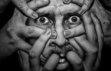 به چه کسی روان پریش گفته می شود؟