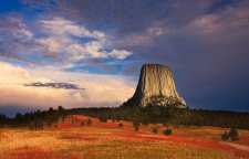 برج شیطان ایالت وایومینگ امریکا محل فرود فرازمینی ها